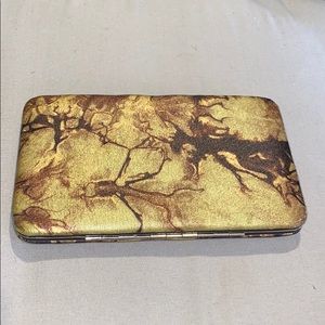 Clasp Wallet